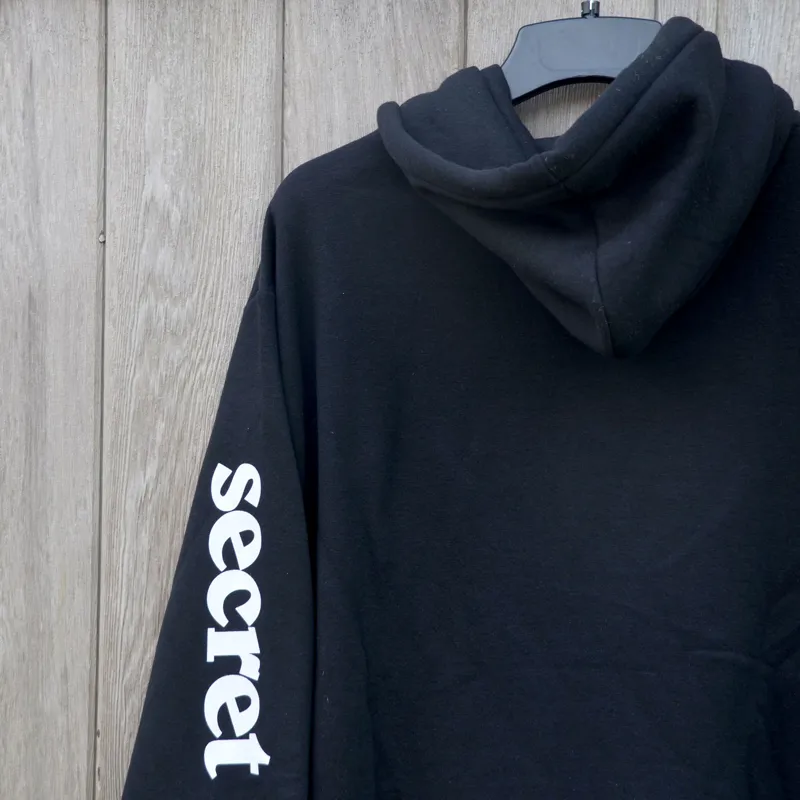 Secret Spot / Pumphouse Sleeve Hoodie / Black-3