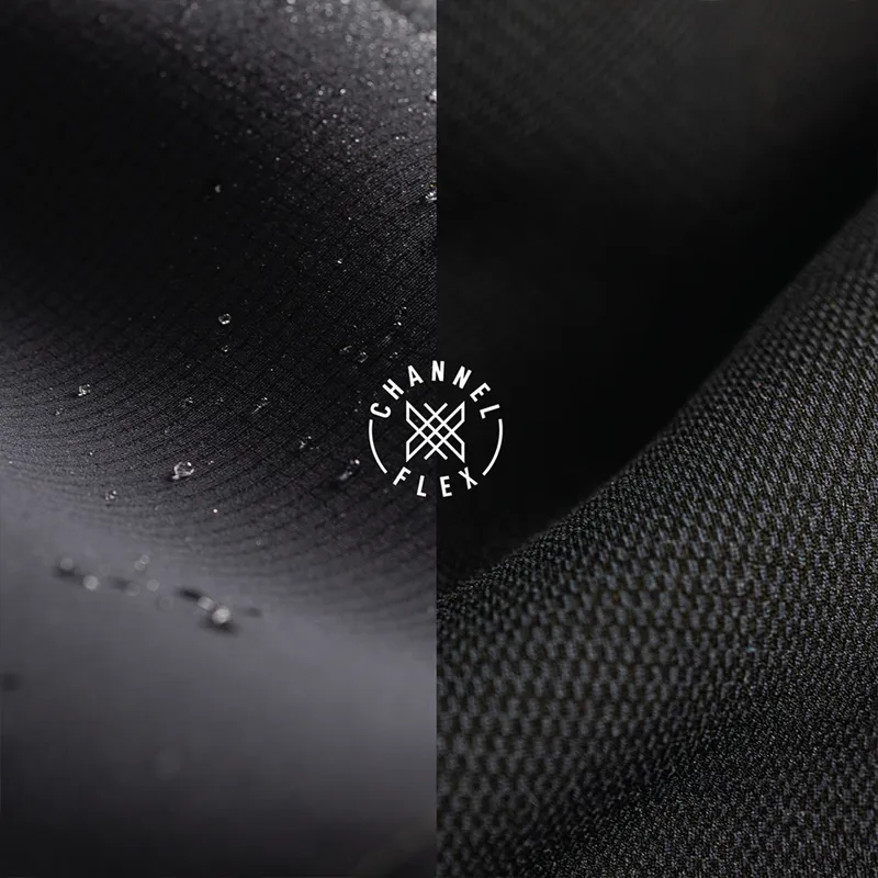 Xcel Drylock 5-4mm Chest Zip Hooded Wetsuit-3