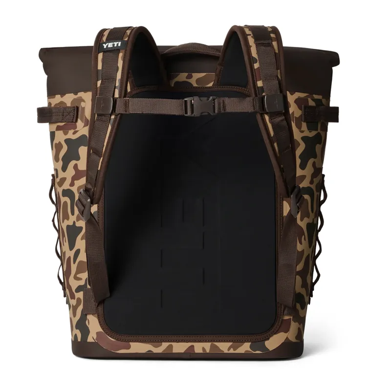 Yeti Hopper M20 Soft Backpack Cooler in Wetlands Camo-5