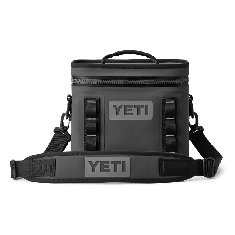 Yeti Hopper Flip 8 Cooler Bag in Charcoal
