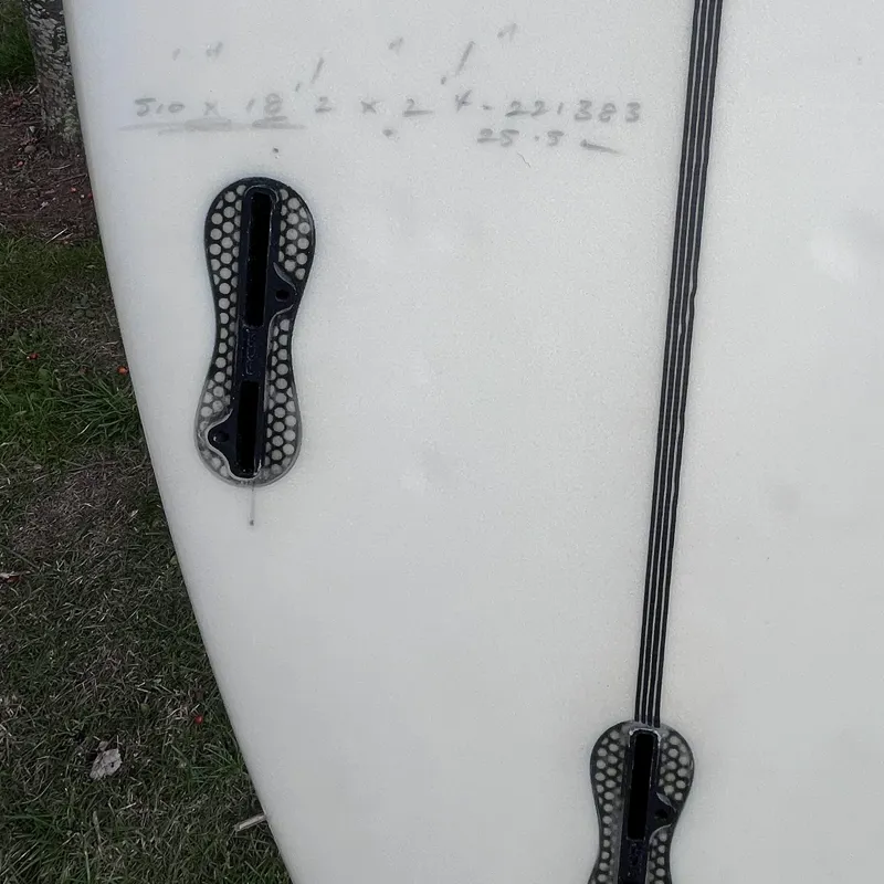 JS Monsta 5ft 10 Surfboard - FCS2-2