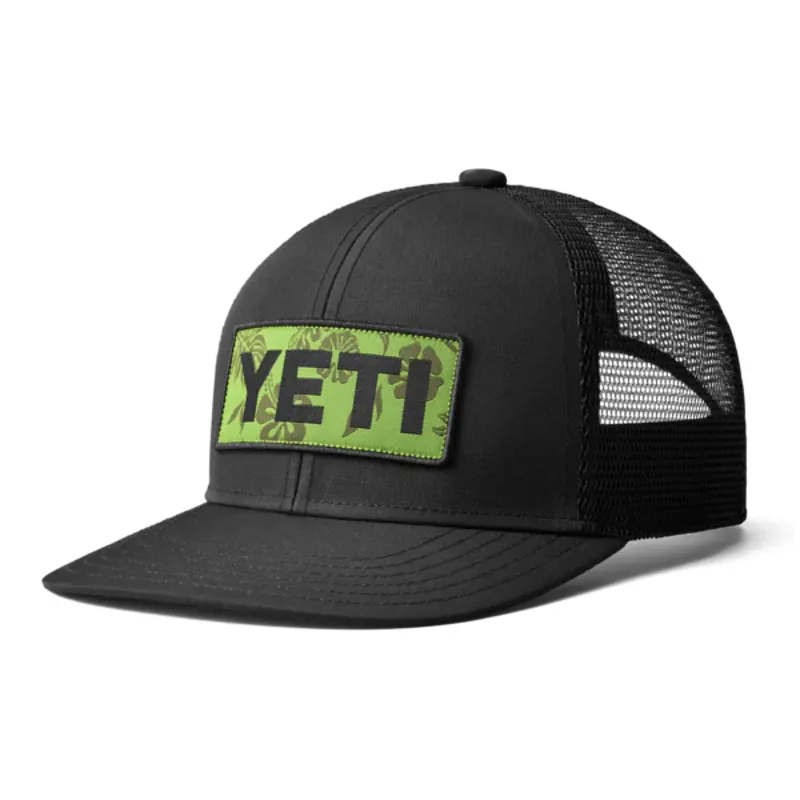 Yeti Logo Badge Trucker Hat in Black