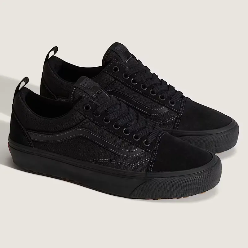 Vans MTE Old Skool Insulated Shoes in Black