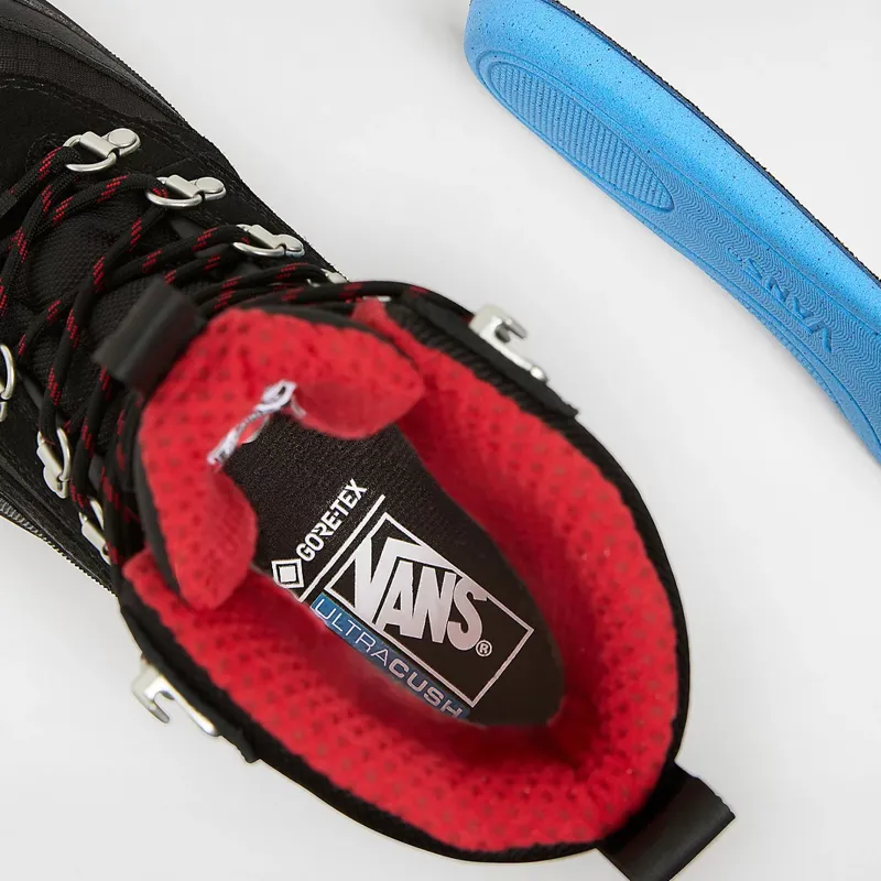 Vans MTE Snow-Kicker Gore-Tex Boots in Black-5