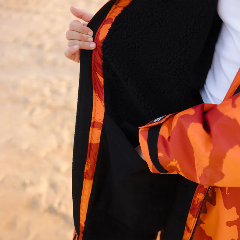Dryrobe Advance Alpine Long Sleeve Change Robe in Mosaic Palm-4