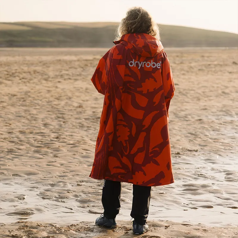 Dryrobe Advance Alpine Long Sleeve Change Robe in Mosaic Palm-5
