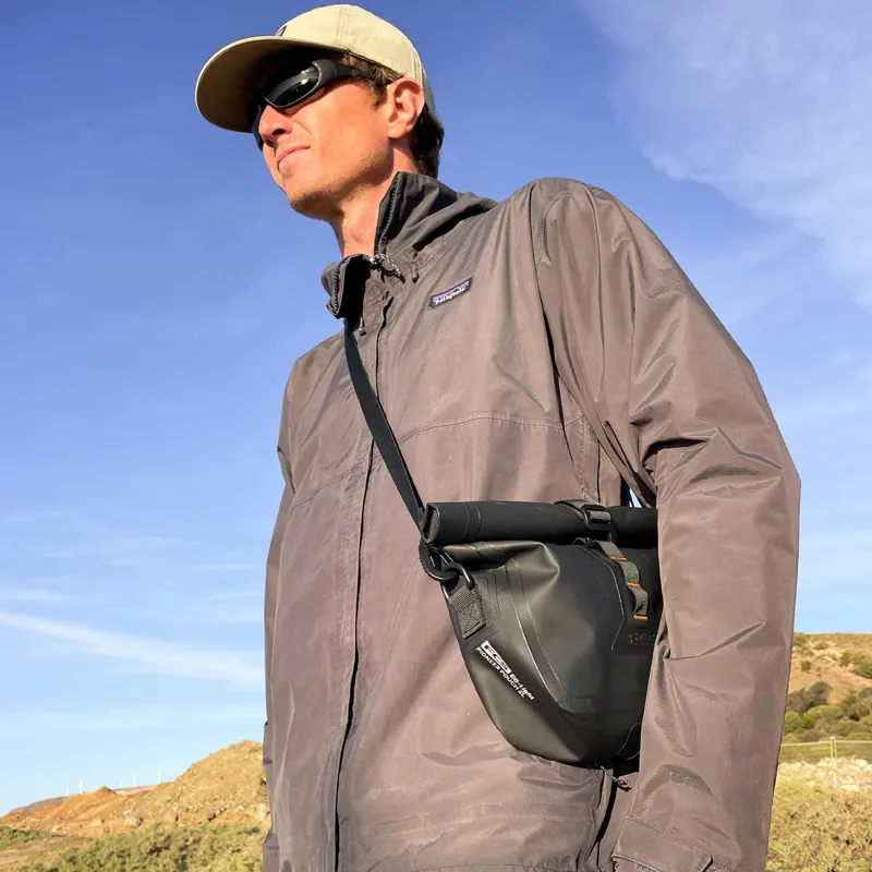 FCS GO-Light 2L Pioneer Pouch-4