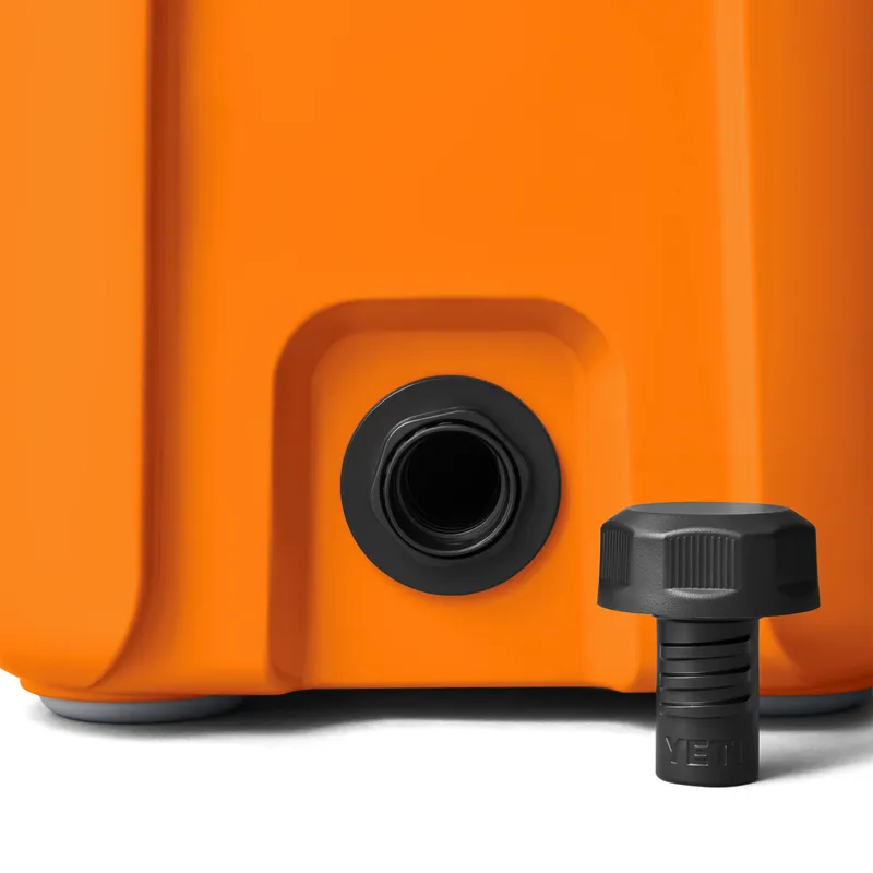 Yeti Roadie 15 Cooler in King Crab-5