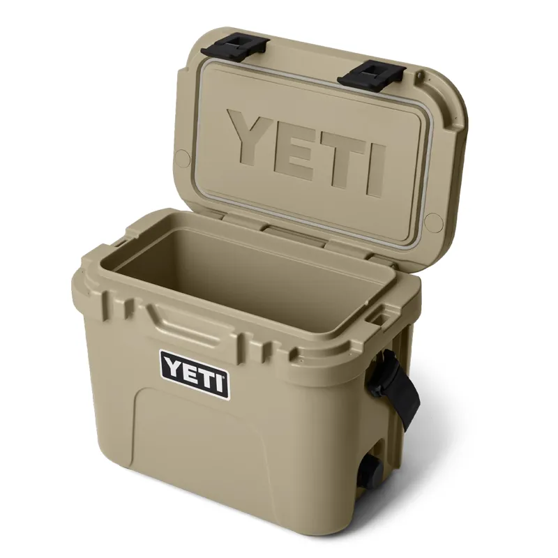 Yeti Roadie 15 Cooler in Tan-4