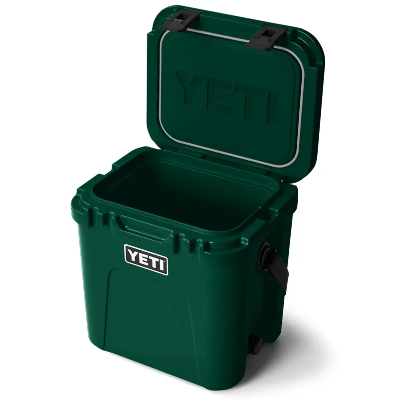Yeti Roadie 24 Cooler in Black Forest Green-5