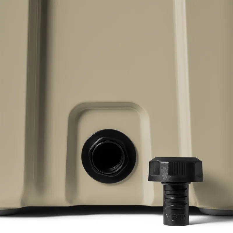 Yeti Roadie 24 Cooler in Tan-7