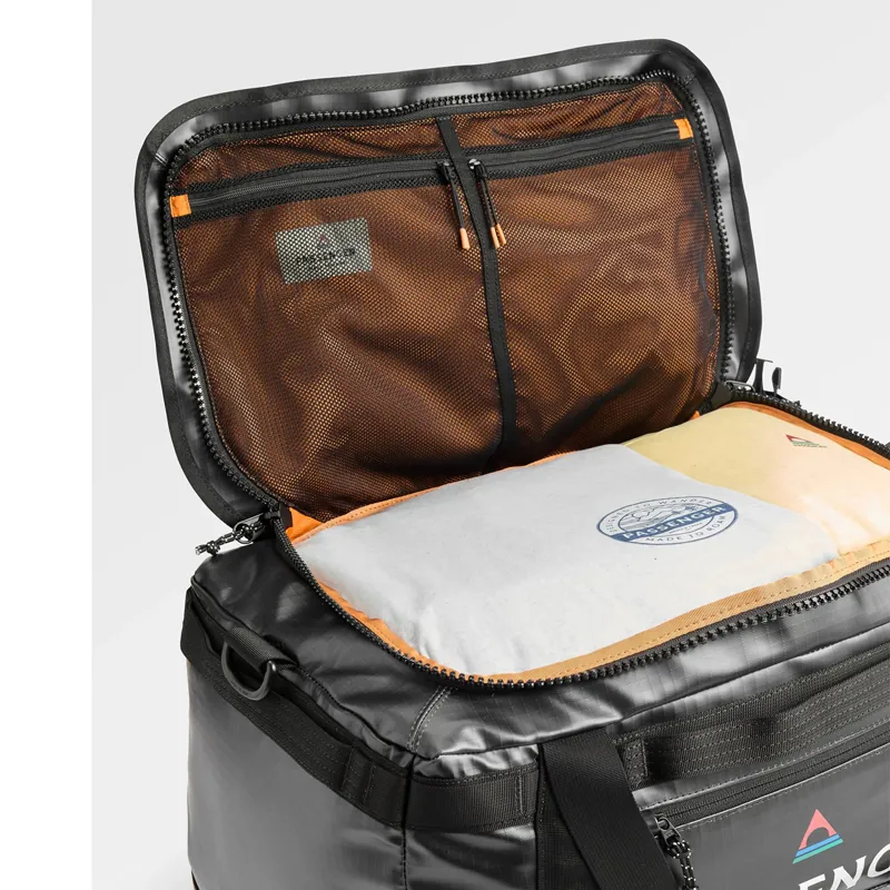 Passenger Roamer 40L Duffel Bag in Black-6