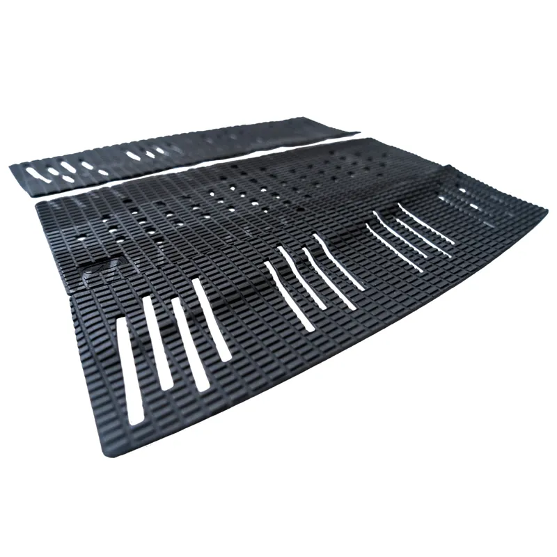 Slater Designs Front Foot Traction Pad in Black-1