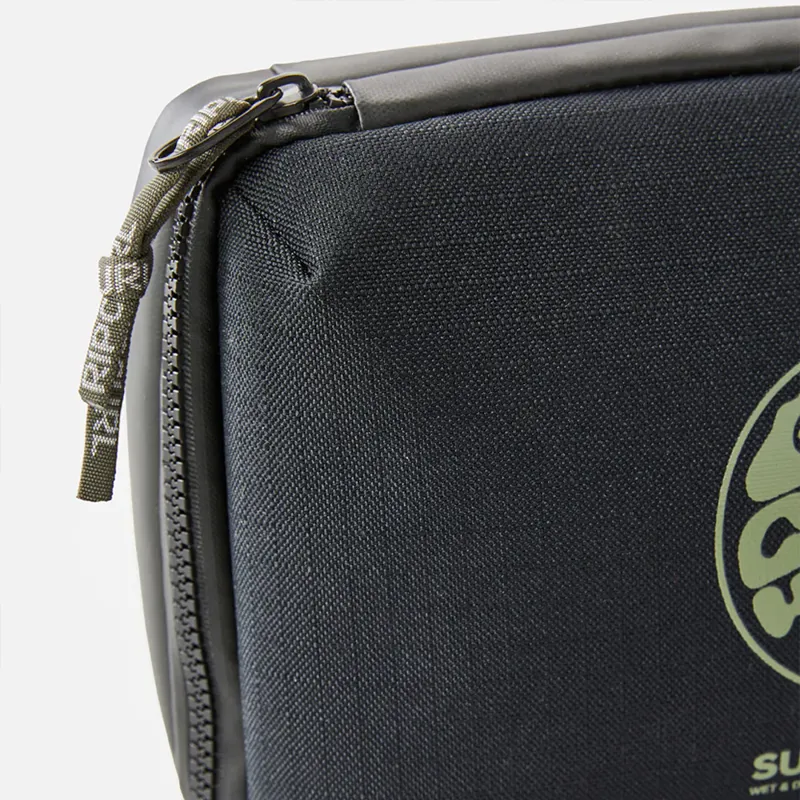 Rip Curl Surf Series Wax Kit Bag-3