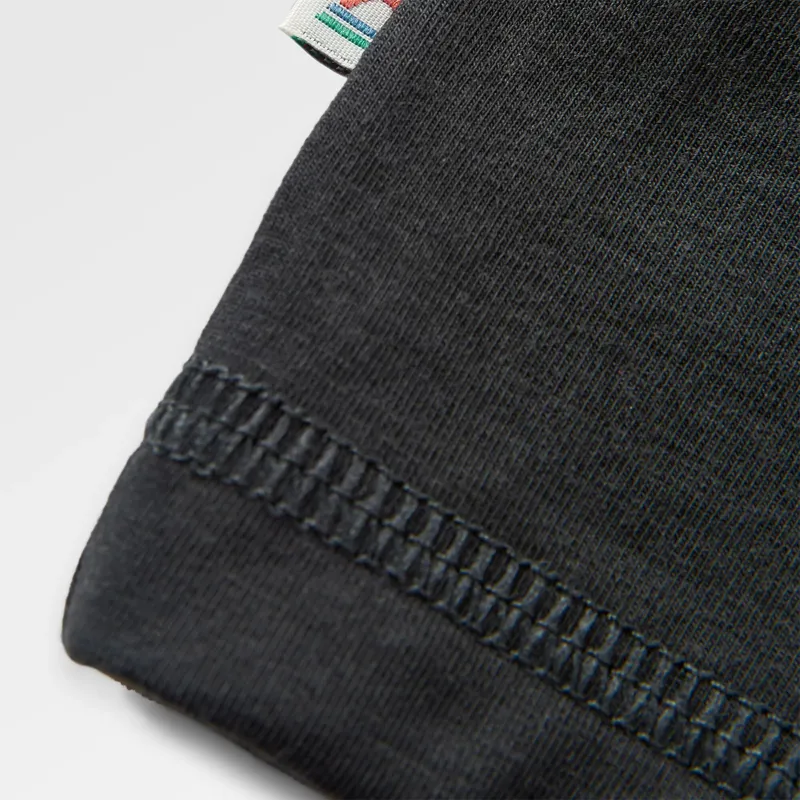 Passenger Sedona Drirelease Active Long Sleeve T-Shirt in Black-4