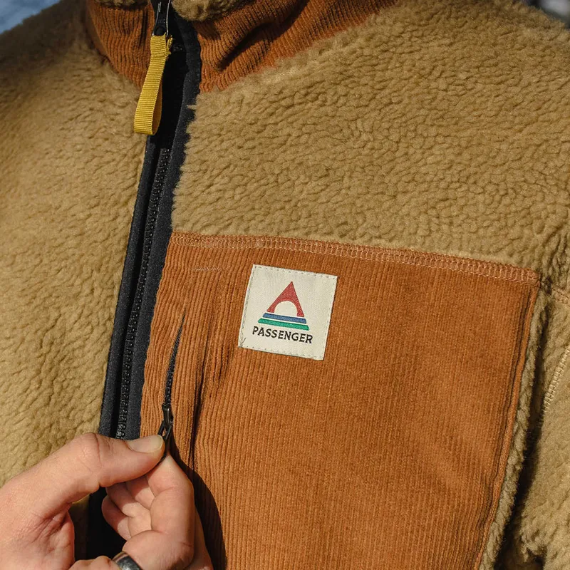 Passenger Trekker Recycled Deep-Pile Sherpa Fleece in Biscuit-5