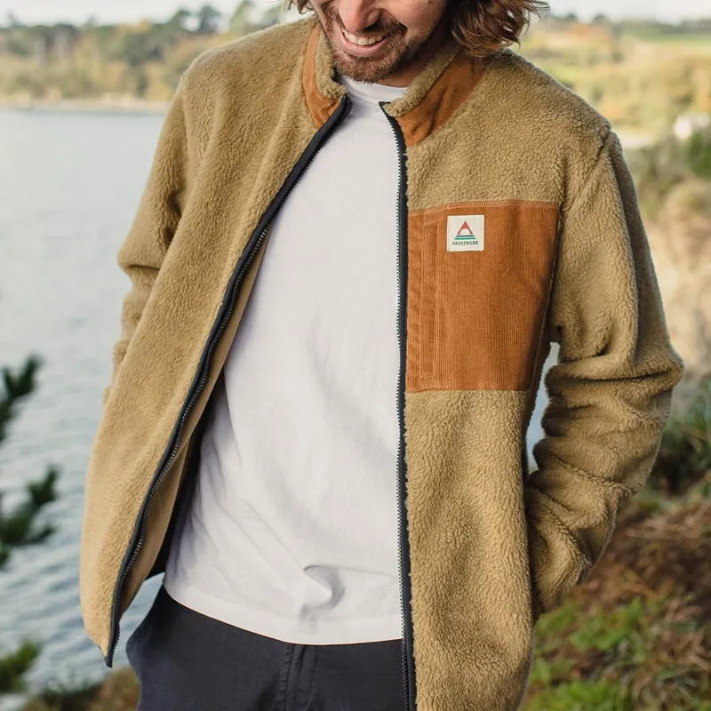 Passenger Trekker Recycled Deep-Pile Sherpa Fleece in Biscuit-6