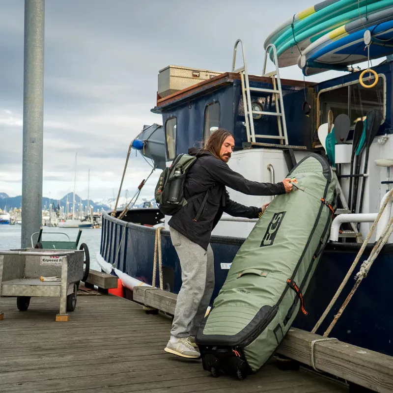 FCS GO-Light Travel 3 Wheelie Shortboard/Fish Board Bag-11