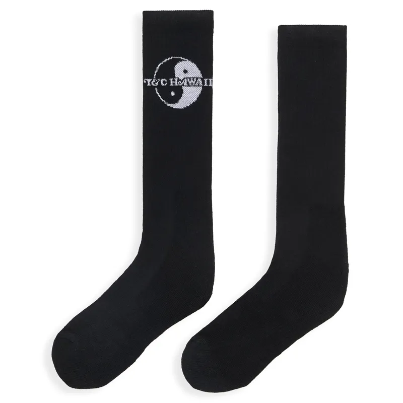 T and C Surf Designs YY Socks in Black/White-1