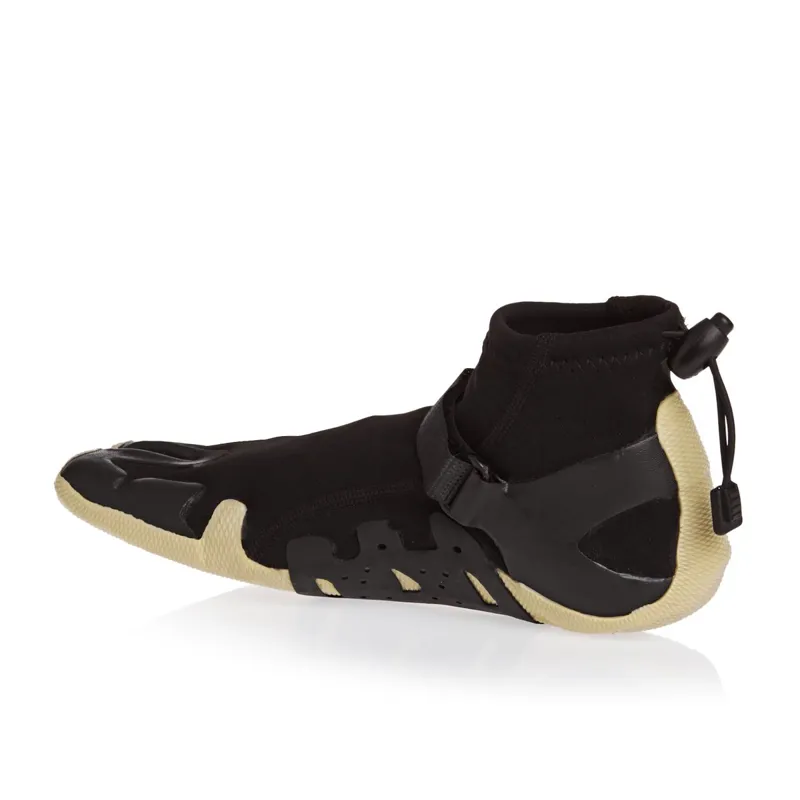 Xcel infiniti hotsell reef booties