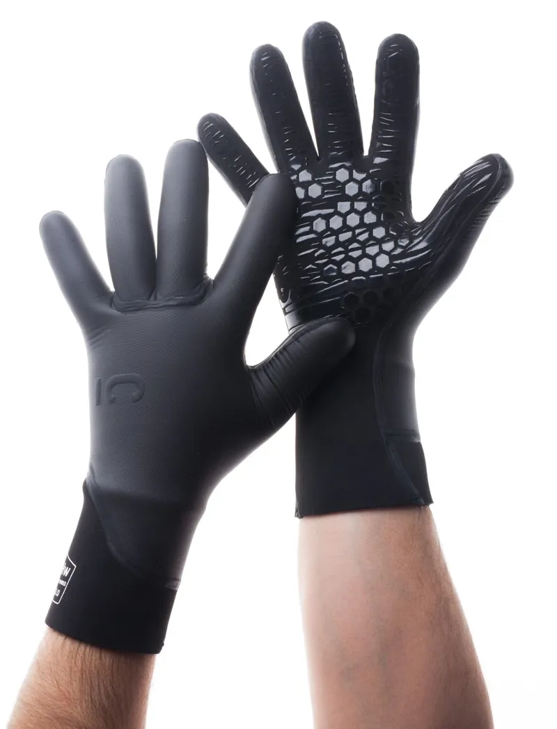 C-Skins / HotWired 3mm 5 Finger Glove
