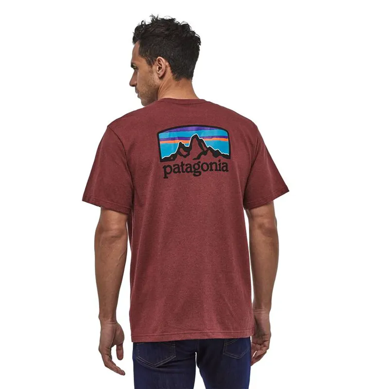 Patagonia / Ms Fitz Roy Horizons Responsibili-Tee / Oxide Red-1