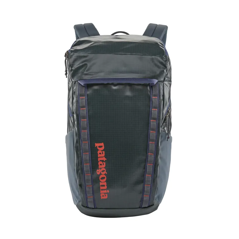 Patagonia Black Hole 32l Pack in Plume Grey