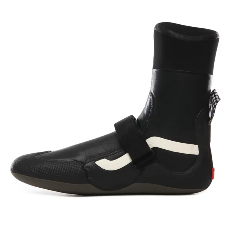 Vans 5mm Surf Boot 2 Hi V in Black-4