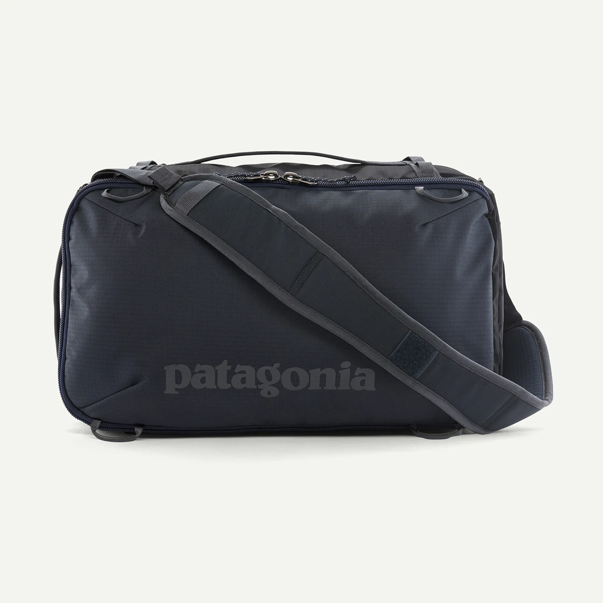 patagonia black hole 30l uk Mini MLC as a backpack with the ergonomic tank tops that can be stowed in a zippered compartment or as a briefcase using the handles on the top and sides Patagonia Black Hole Mini MLC
