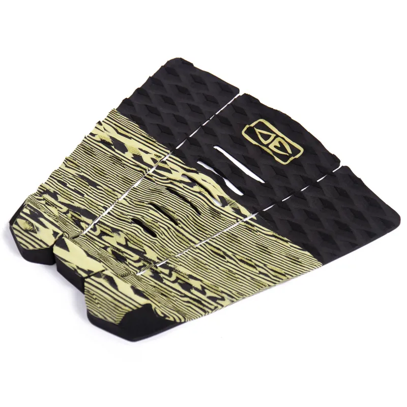 Ocean and Earth Blazed Tail Pad in Olive-Black-1