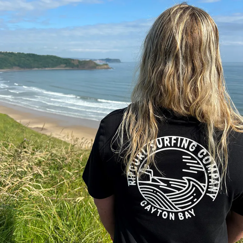 Rip Curl Cayton Bay Tee in Black-2