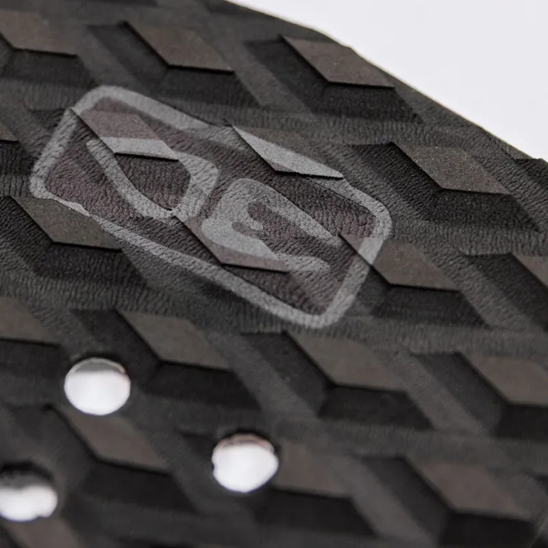 Ocean and Earth COR-X Fish Tail Pad in Black-2