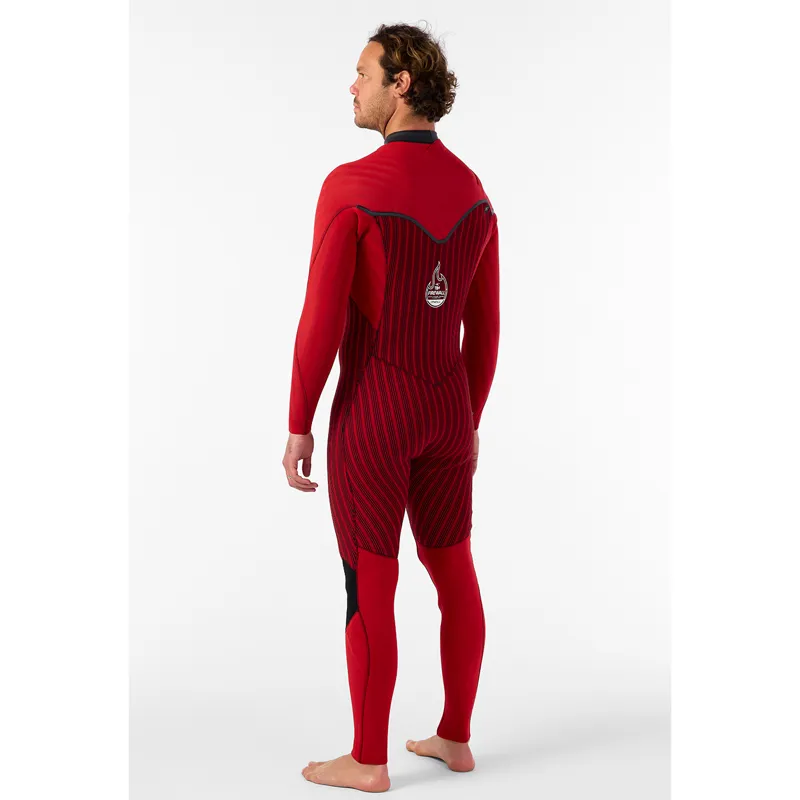 O'Neill Hyperfreak Fire 2026 4/3mm+ Chest Zip Wetsuit in Black-3