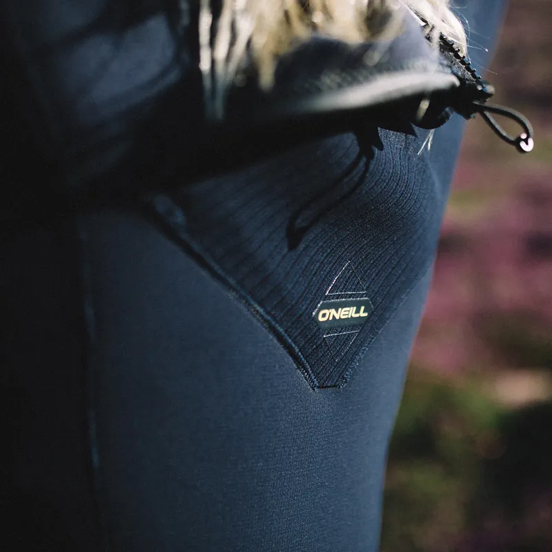 O Neill Womens Hyperfreak 5-4mm+ Chest Zip Wetsuit in Black-3