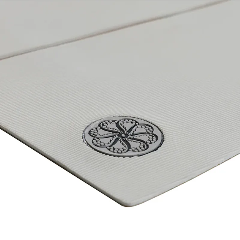 Octopus John Doe Tail Pad in Fog-3