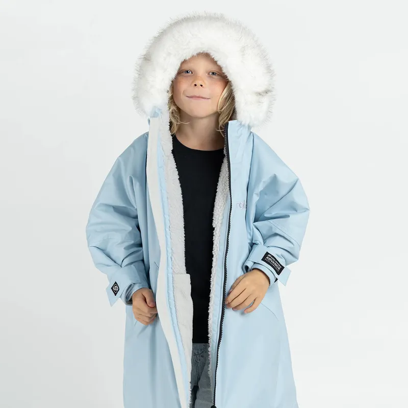 Dryrobe Advance Long Sleeve Change Robe in Alpine Ice Blue/White for Ages 5-9-2