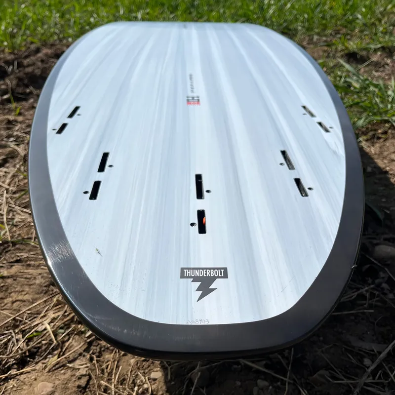 Thunderbolt Surfboards Harley Ingleby Moe in Grey/Carbon - FCS2-4