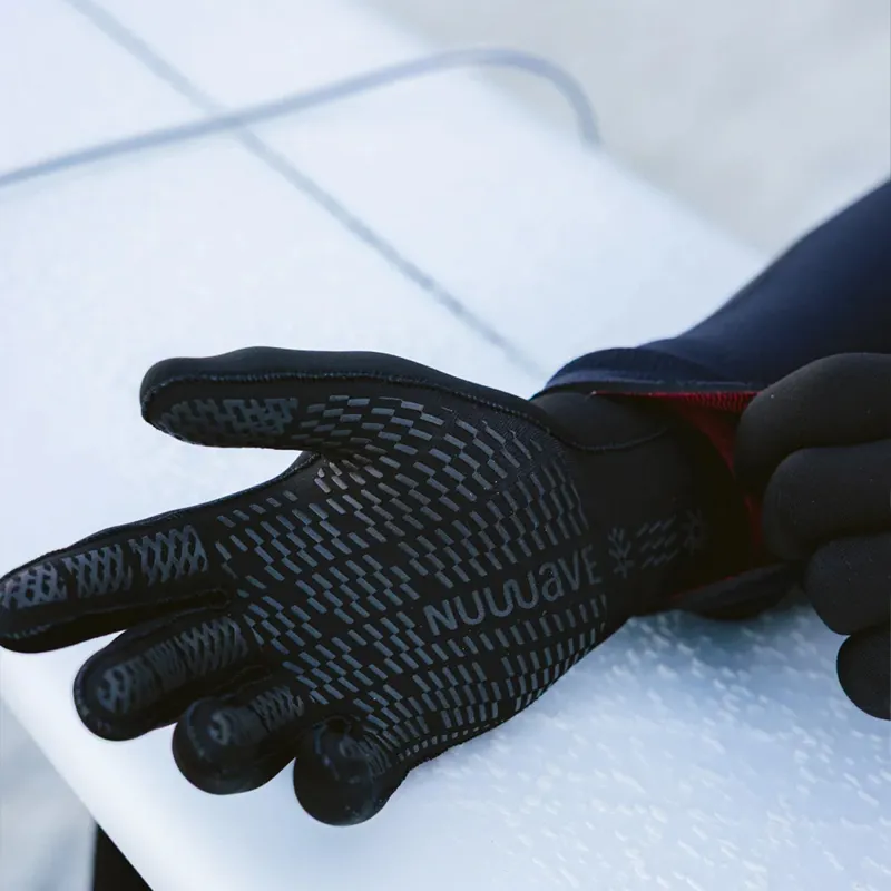 C-Skins NuWave 3mm Wetsuit Gloves-4