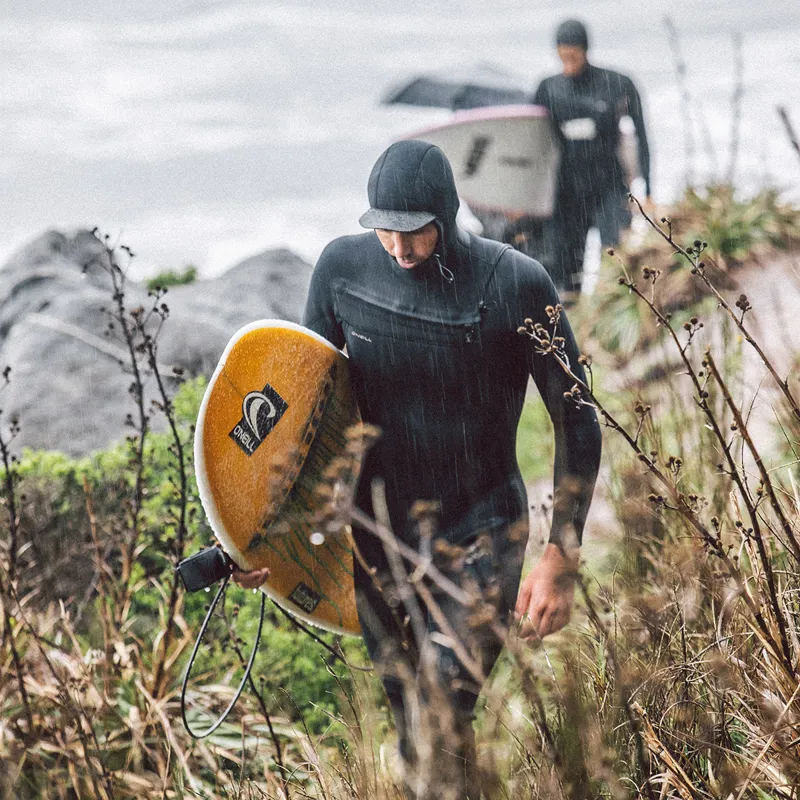 O'Neill Hyperfreak 5-4mm+ Chest Zip Hooded Wetsuit in Carbon/Dark Slate-4