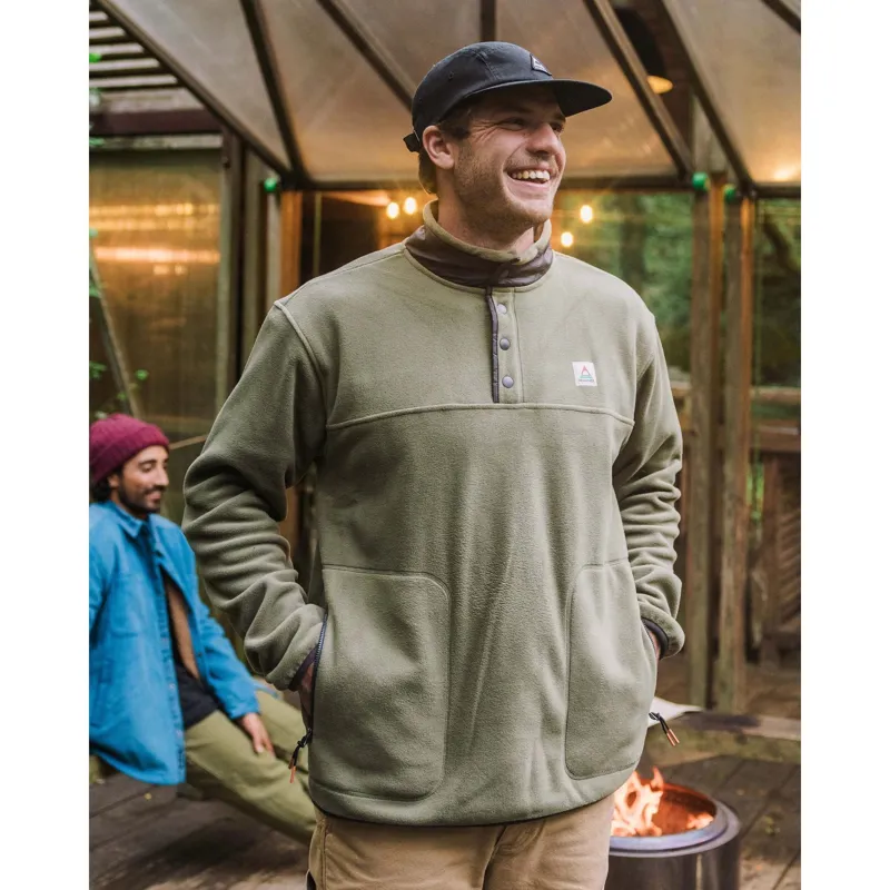 Passenger Dusk Polartec Fleece in Dusty Olive-6