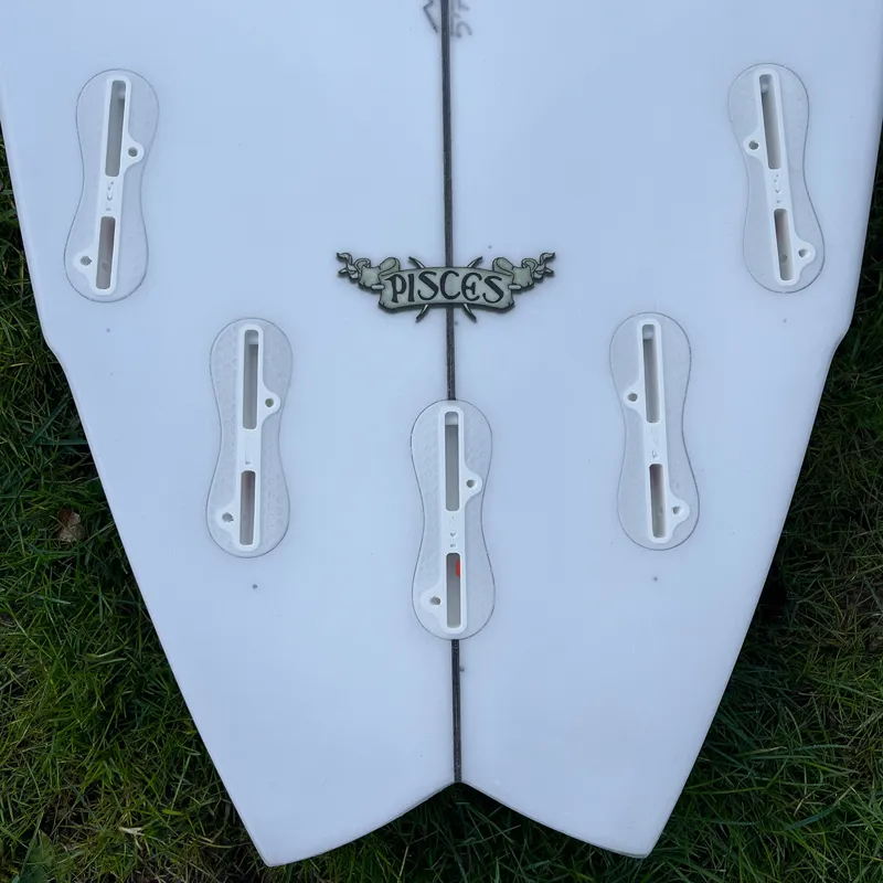 Lost Pisces Surfboard - FCS2-4