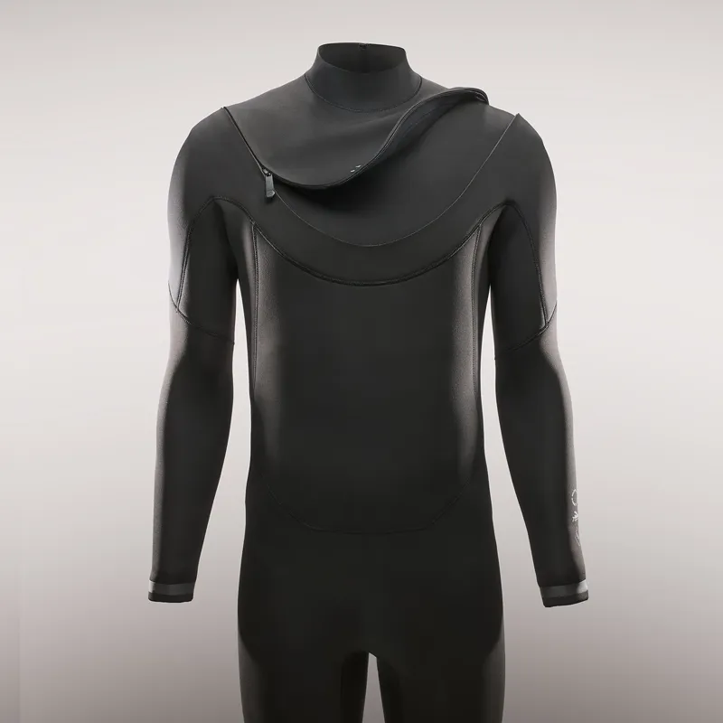 Patagonia Regulator 4/3 Full Wetsuit in Black-12