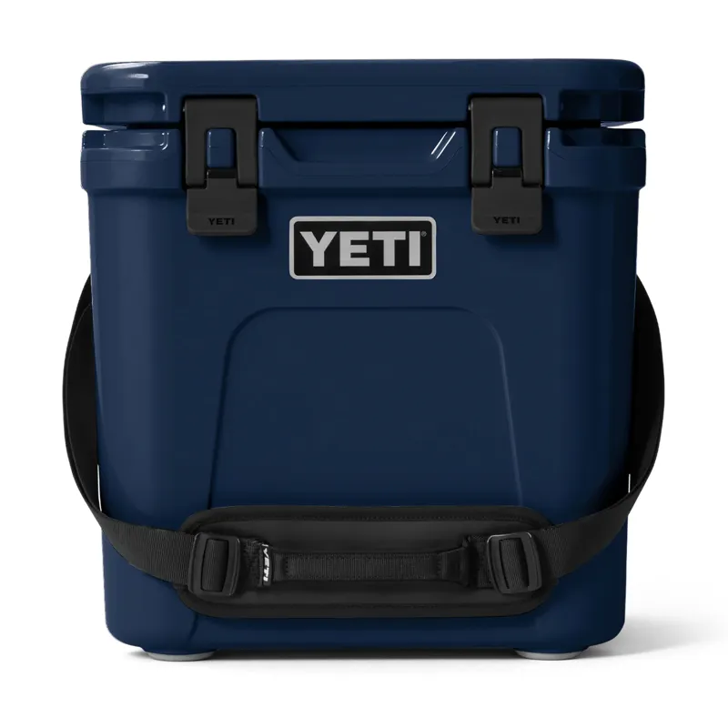 Yeti Roadie 24 Cooler in Navy