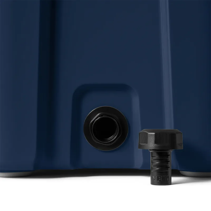 Yeti Roadie 24 Cooler in Navy-7