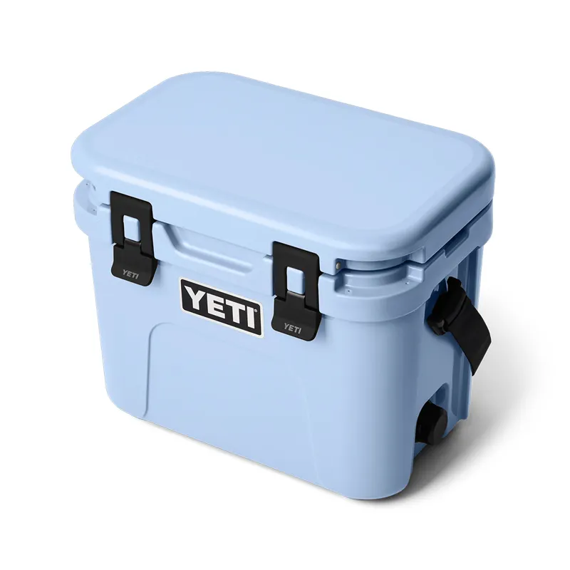 Yeti Roadie 15 Cooler in Big Sky Blue-1