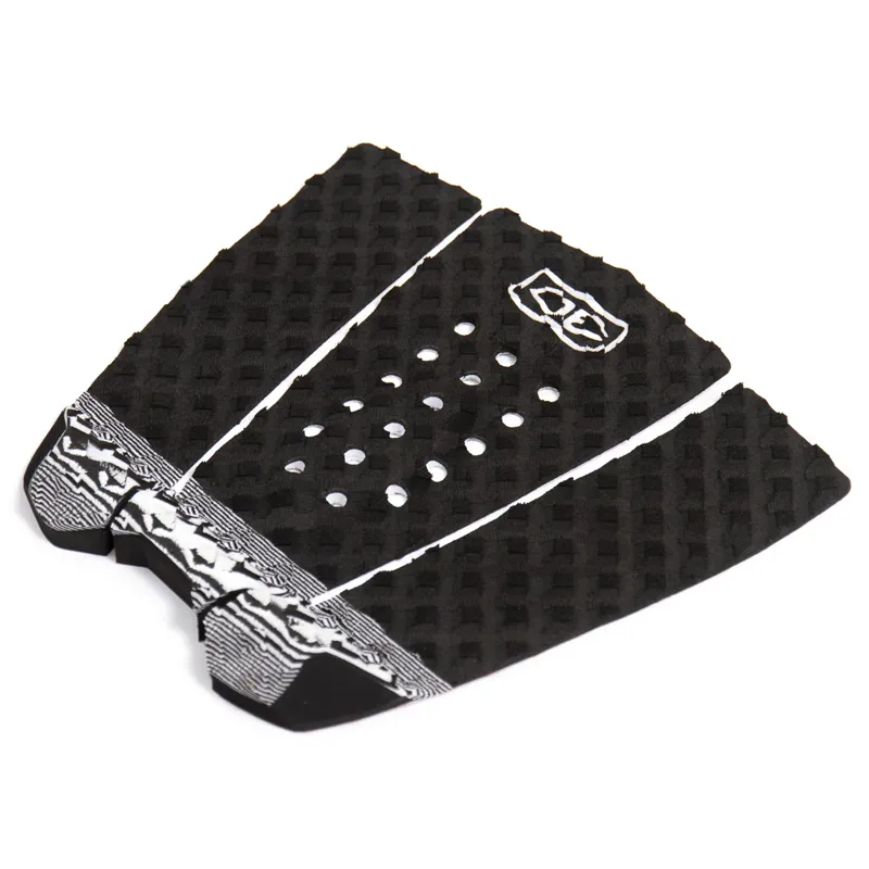 Ocean and Earth Simple Jack Hybrid Tail Pad in Black-White-1