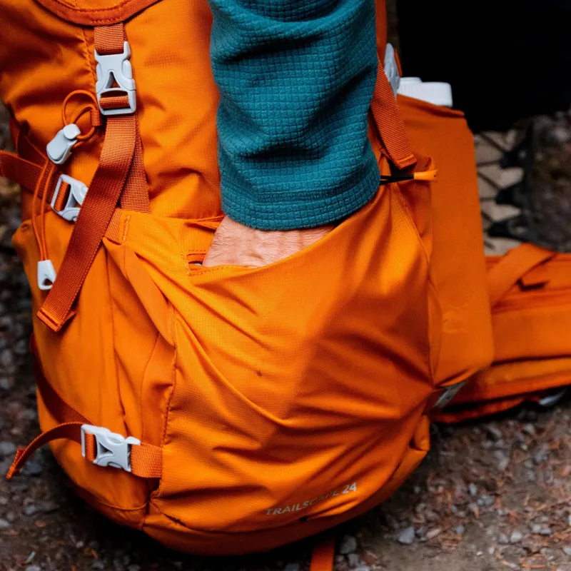 Passenger Trailscape Backpack 24L in Sunrise Orange-11