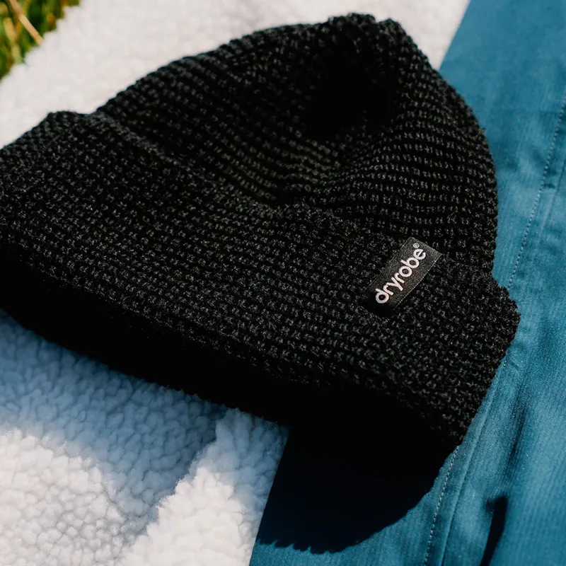 Dryrobe Waffle Beanie in Black-5