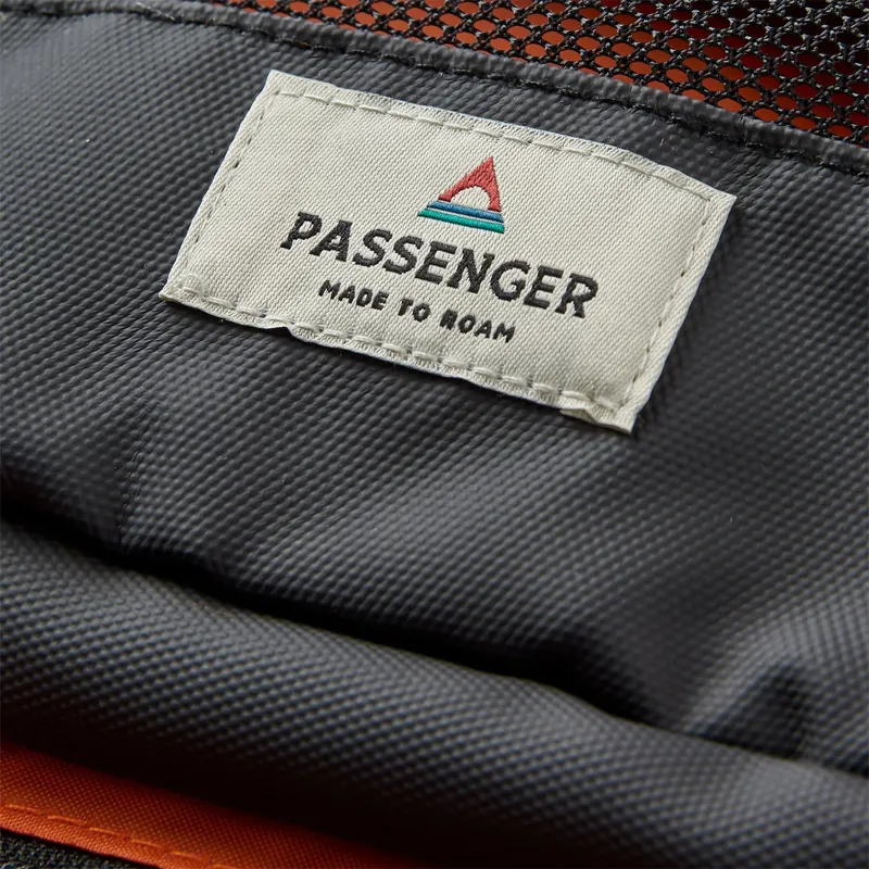 Passenger Drop Recycled Wash Kit in Black-5