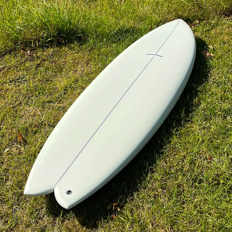 Thunderbolt Surfboards CJ Nelson Milo in Volan - FCS2-1
